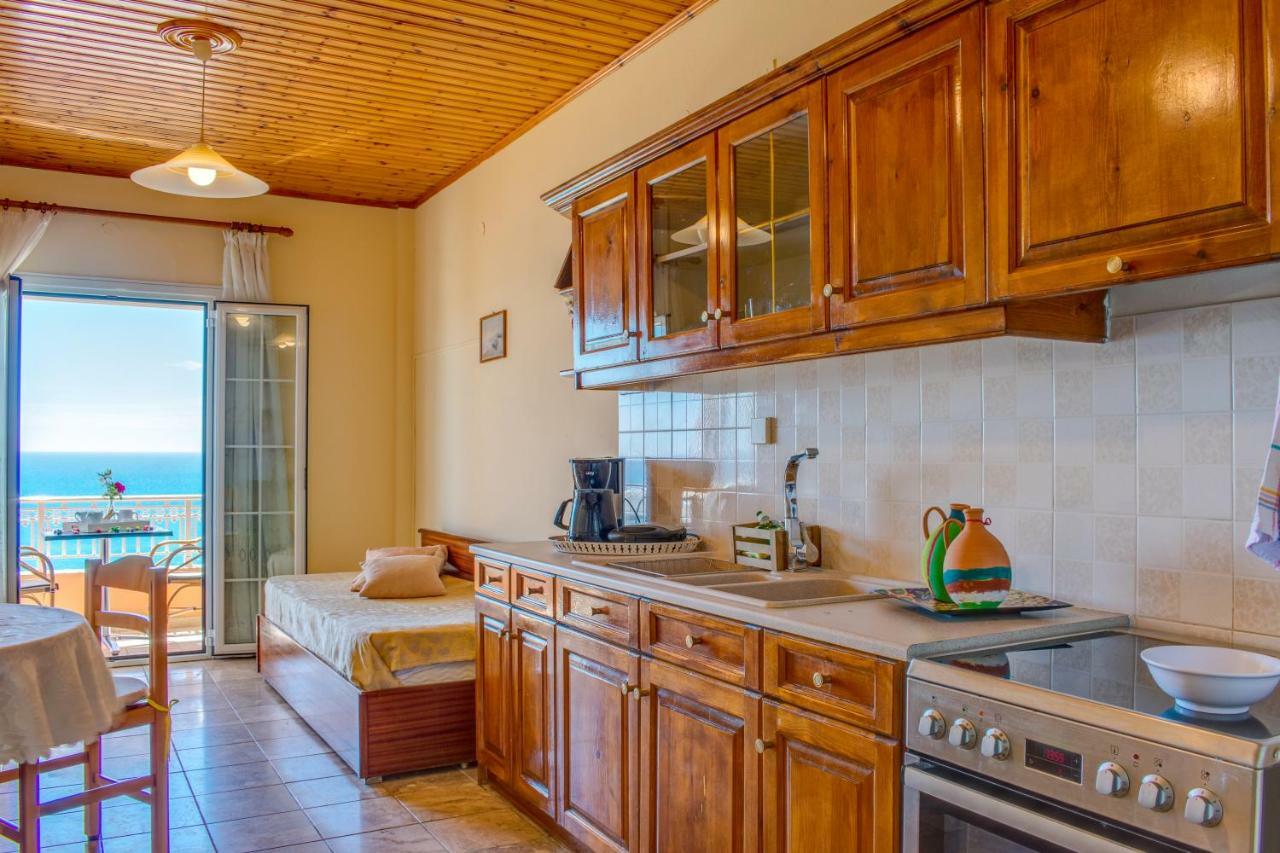 Naftis Apartments Pelekas Zewnętrze zdjęcie